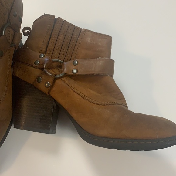 Born Concept ankle leather boots size 8.5 - Picture 2 of 8